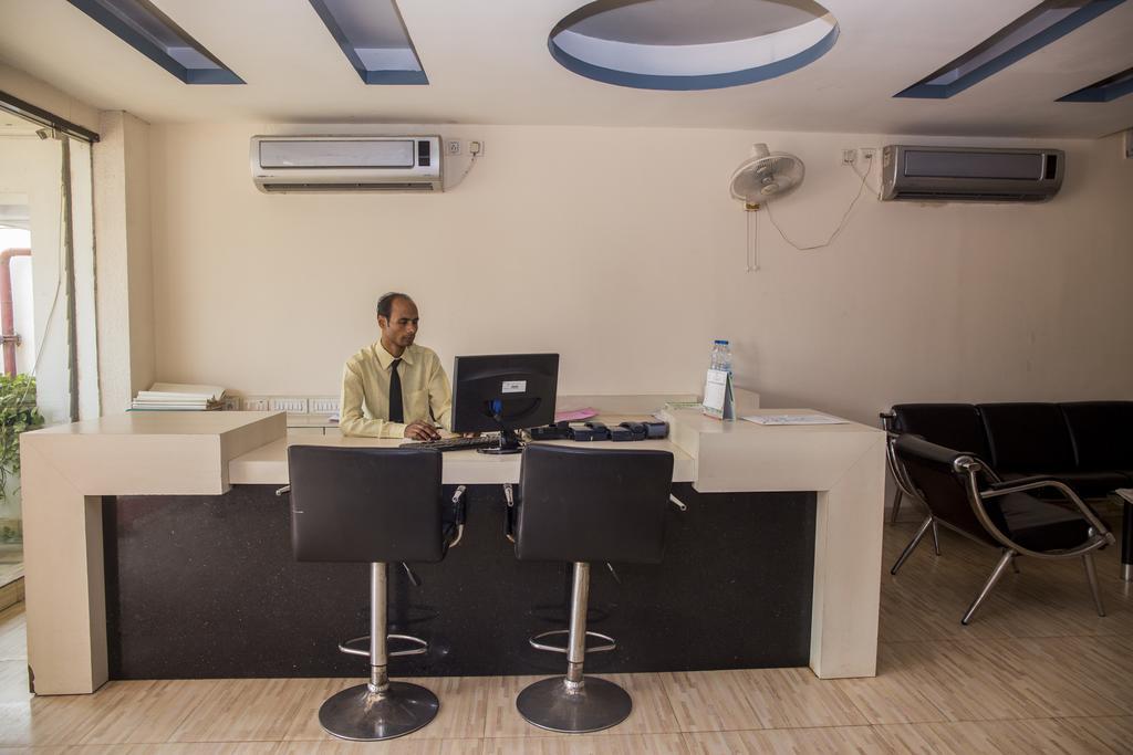 Oyo 1359 Hotel Best Inn Bhubaneswar Eksteriør bilde